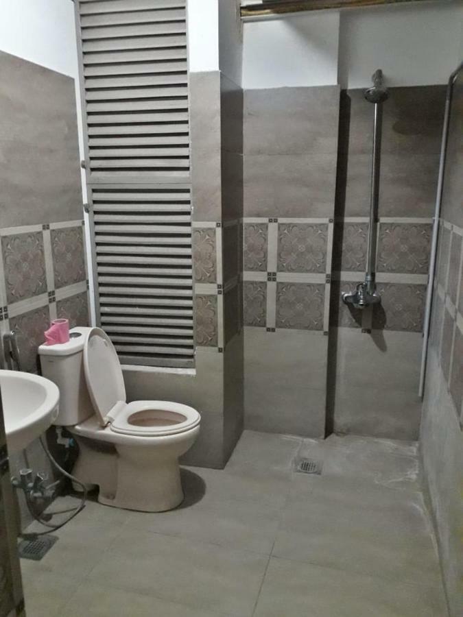 Fortville Hotel Lahore Buitenkant foto